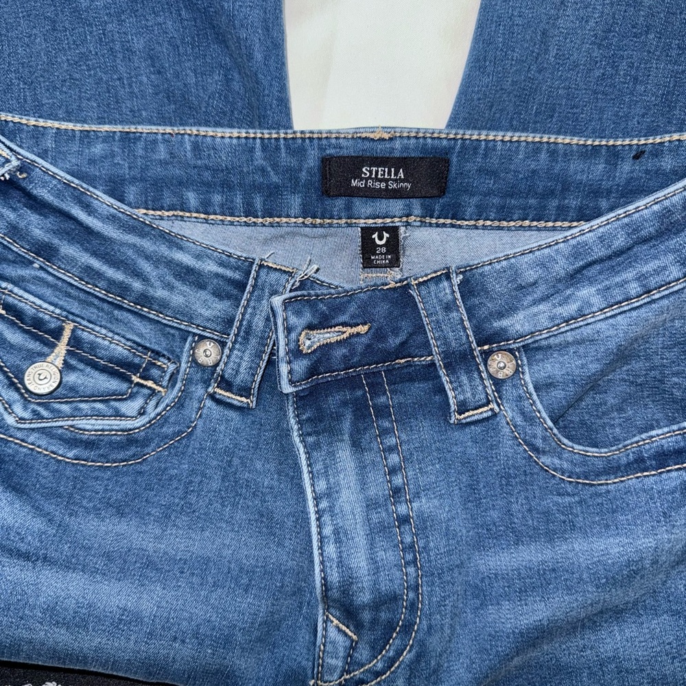 True Religion Women's Classic Blue Boot Cut Jeans - Picture 2 of 3